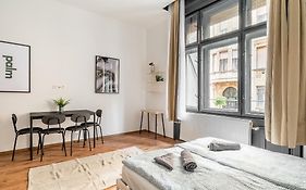 Downtown Budapest Hegedus 8